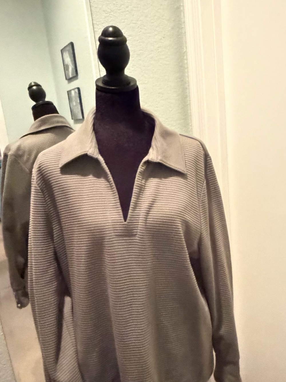 Talbots Ribbed V-Neck Pullover Sweater - Light Gray